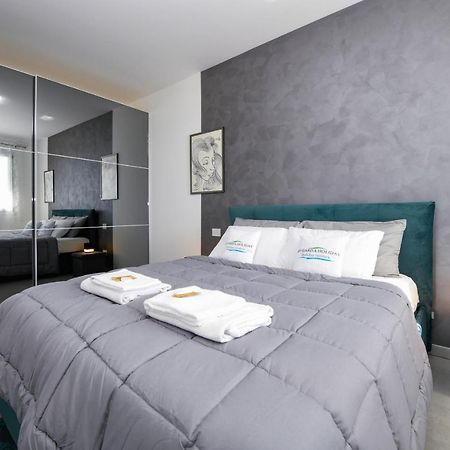 Opalia Residence - Garda Lake Lifestyle Apartment Peschiera del Garda Luaran gambar