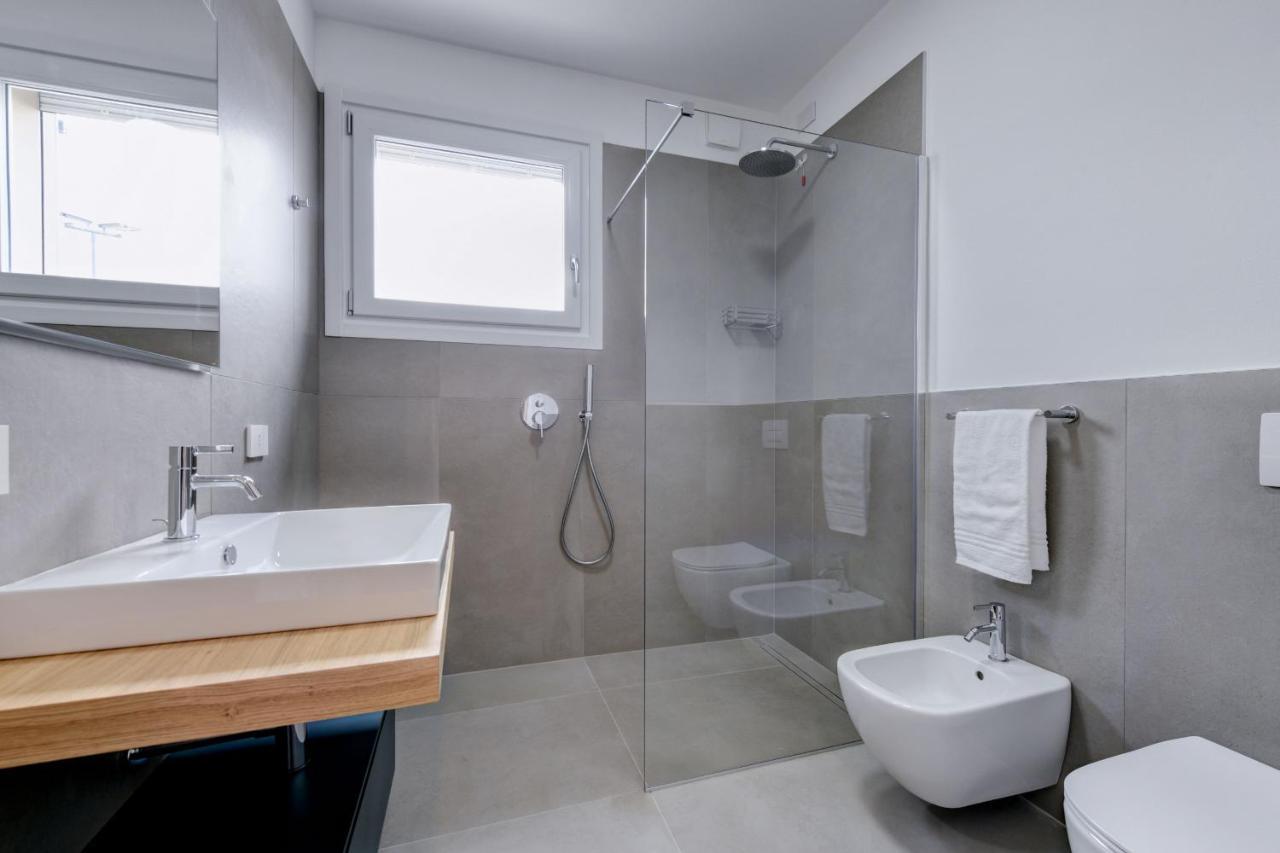 Opalia Residence - Garda Lake Lifestyle Apartment Peschiera del Garda Luaran gambar