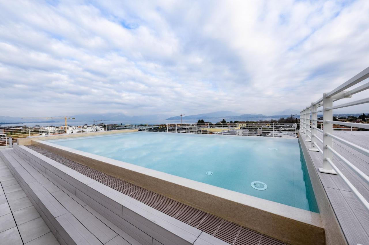 Opalia Residence - Garda Lake Lifestyle Apartment Peschiera del Garda Luaran gambar