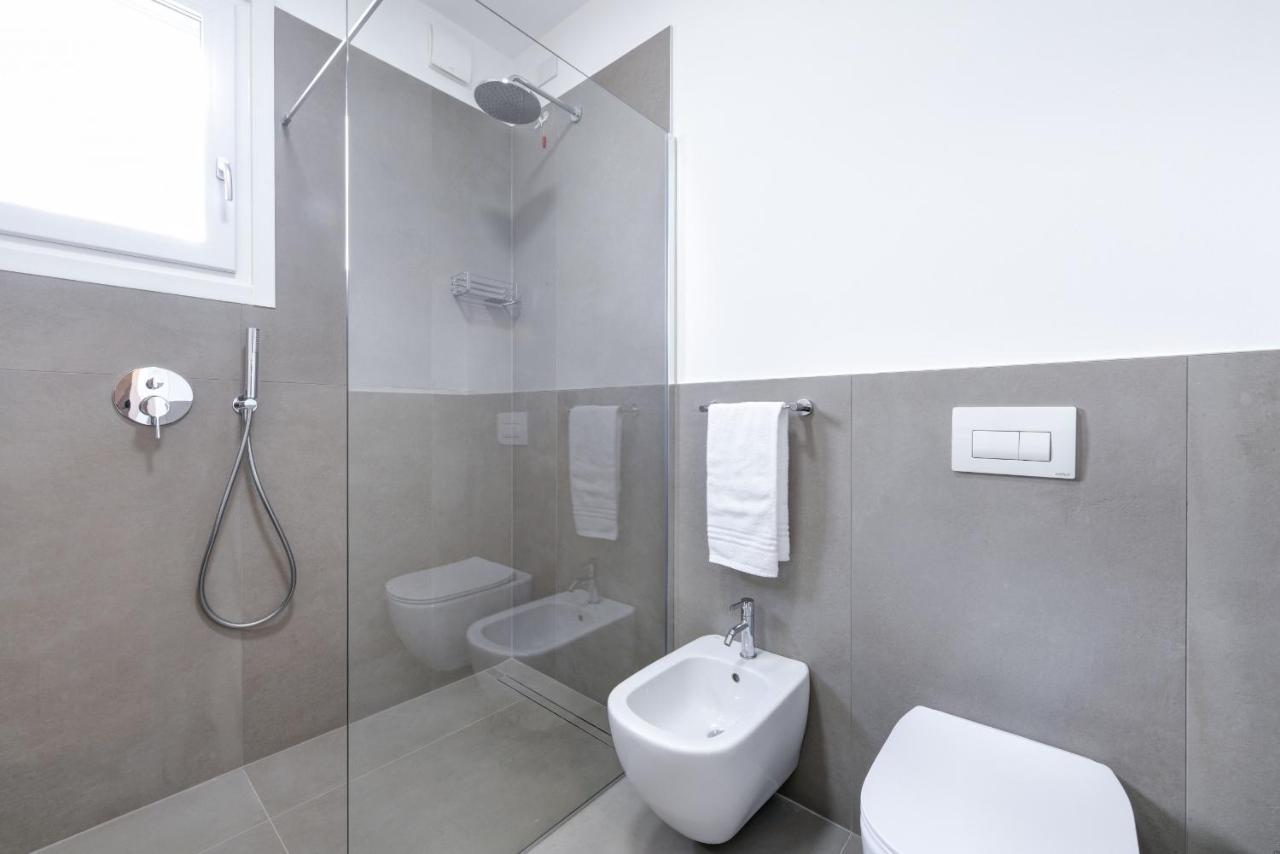 Opalia Residence - Garda Lake Lifestyle Apartment Peschiera del Garda Luaran gambar