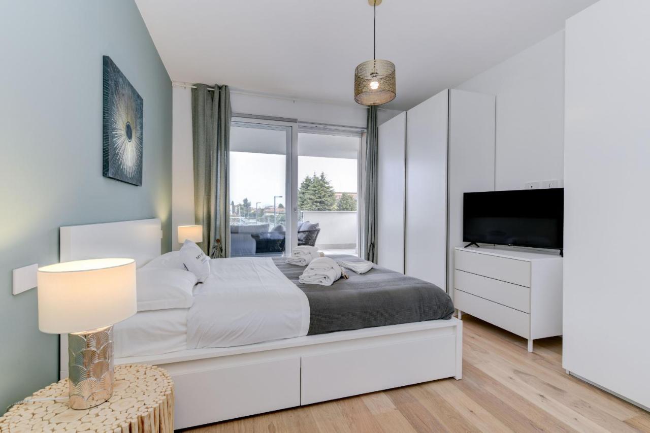 Opalia Residence - Garda Lake Lifestyle Apartment Peschiera del Garda Luaran gambar