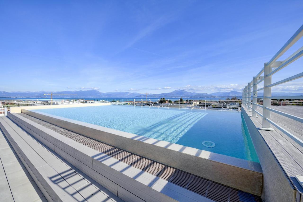 Opalia Residence - Garda Lake Lifestyle Apartment Peschiera del Garda Luaran gambar