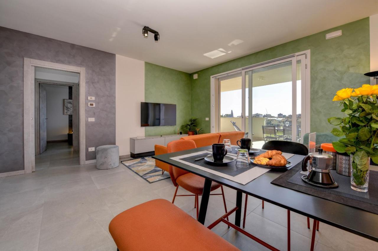 Opalia Residence - Garda Lake Lifestyle Apartment Peschiera del Garda Luaran gambar