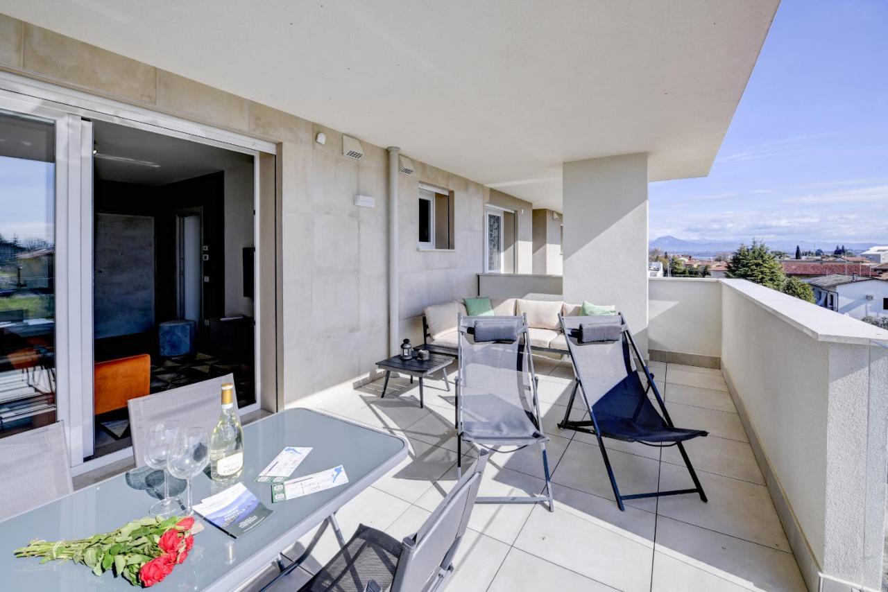 Opalia Residence - Garda Lake Lifestyle Apartment Peschiera del Garda Luaran gambar