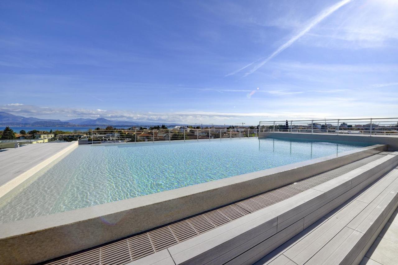 Opalia Residence - Garda Lake Lifestyle Apartment Peschiera del Garda Luaran gambar